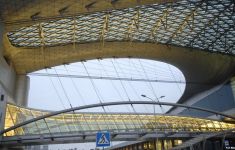რუსეთის უდიდესი აეროპორტი დაწესებული სანქციების გამო თანამშრომლებს ითხოვს